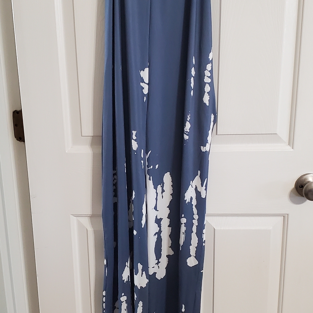 SHEIN Blue and White Patterned Spaghetti Strap Romper